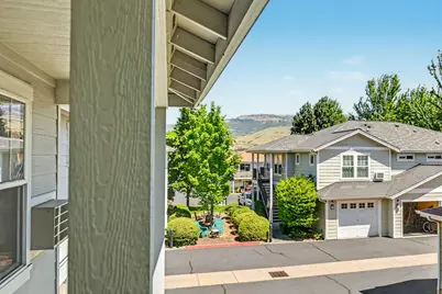 2214 McCall Drive, Ashland, OR 97520 - Photo 31