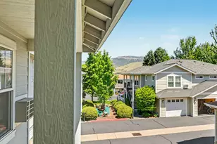 2214 McCall Dr, Ashland, OR 97520 - Photo 31