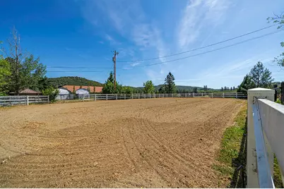 5388 Kane Creek, Central Point, OR 97502 - Photo 35