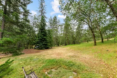 200 Clydesdale Drive, Grants Pass, OR 97526 - Photo 31