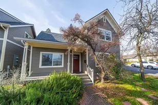 563 Rock St, Ashland, OR 97520 - Photo 3