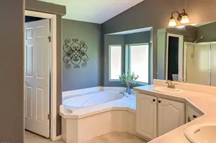 15612 SE 202nd Ave, Damascus, OR 97015 - Photo 13