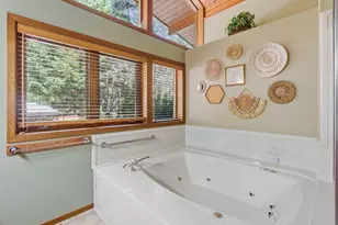 856 Greentree Loop, Grants Pass, OR 97527 - Photo 25