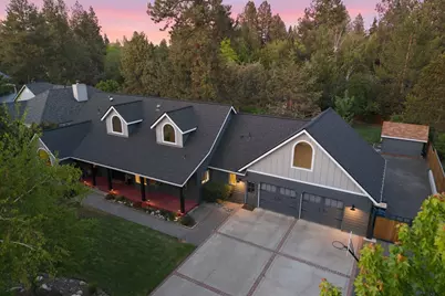 21005 SE King Hezekiah Way, Bend, OR 97702 - Photo 11