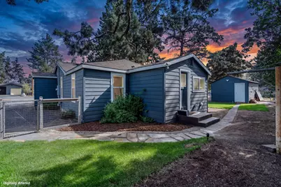 565 SE Woodland Boulevard, Bend, OR 97702 - Photo 43