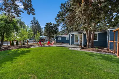 565 SE Woodland Boulevard, Bend, OR 97702 - Photo 39