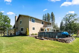 2802 Russell Rd, Merlin, OR 97532 - Photo 15