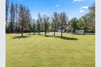 2802 Russell Road, Merlin, OR 97532 - Photo 3