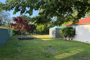 649 Sunset Way, Grants Pass, OR 97527 - Photo 9