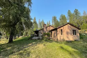 780 Covered Bridge Rd, Rogue River, OR 97537 - Photo 1