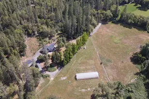 782 Covered Bridge Rd, Rogue River, OR 97537 - Photo 3