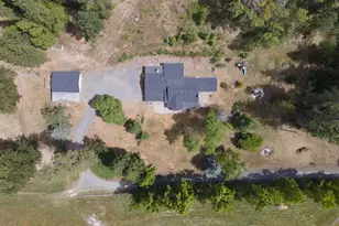 782 Covered Bridge Rd, Rogue River, OR 97537 - Photo 41