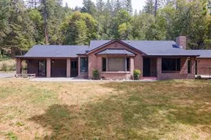 782 Covered Bridge Rd, Rogue River, OR 97537 - Photo 1