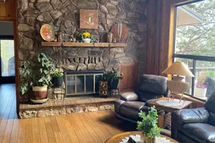 3213 Country Ln, Klamath Falls, OR 97603 - Photo 5