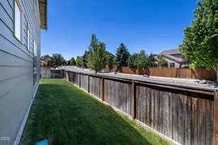 20703 Patriot Ln, Bend, OR 97701 - Photo 33