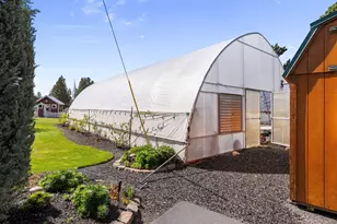 61935 Ten Barr Ranch Rd, Bend, OR 97701 - Photo 51