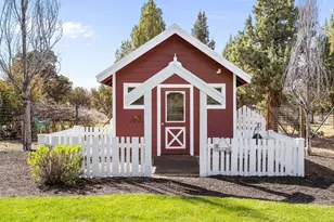 61935 Ten Barr Ranch Rd, Bend, OR 97701 - Photo 69