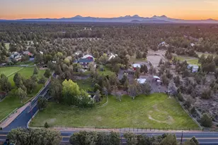 61935 Ten Barr Ranch Rd, Bend, OR 97701 - Photo 77