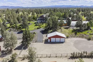 61935 Ten Barr Ranch Rd, Bend, OR 97701 - Photo 69