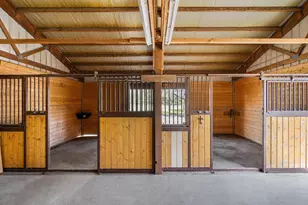 61935 Ten Barr Ranch Rd, Bend, OR 97701 - Photo 63