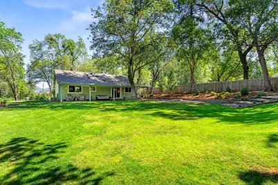 335 Summit Loop Loop, Grants Pass, OR 97527 - Photo 31