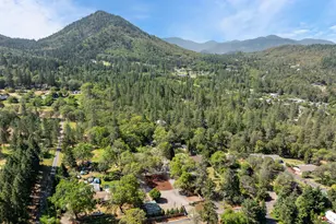 335 Summit Loop, Grants Pass, OR 97527 - Photo 39