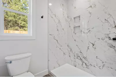 1165 Orange Blossom Drive #131, Klamath Falls, OR 97601 - Photo 13