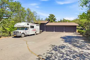 50 Mariposa Terrace, Medford, OR 97504 - Photo 67