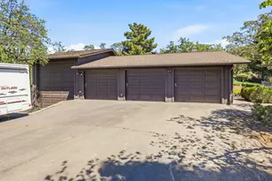 50 Mariposa Terrace, Medford, OR 97504 - Photo 19