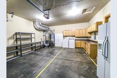 5060 Swallow Court, Klamath Falls, OR 97601 - Photo 35