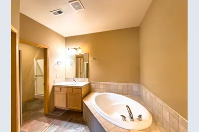 5060 Swallow Court, Klamath Falls, OR 97601 - Photo 35