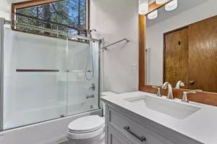 70668 Kaporie, Black Butte Ranch, OR 97759 - Photo 27