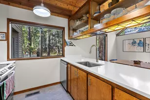70668 Kaporie, Black Butte Ranch, OR 97759 - Photo 13
