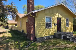 2143 Biehn St, Klamath Falls, OR 97601 - Photo 3