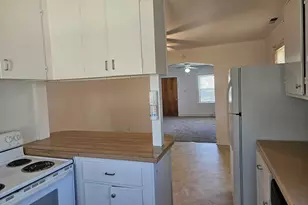 2143 Biehn St, Klamath Falls, OR 97601 - Photo 9