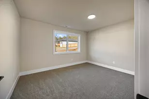 1175 Orange Blossom Dr, Klamath Falls, OR 97601 - Photo 27