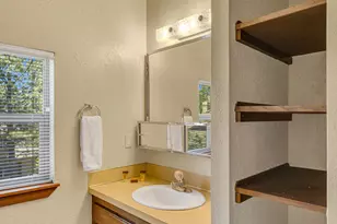 17654 Pinnacle Ln, Sunriver, OR 97707 - Photo 37