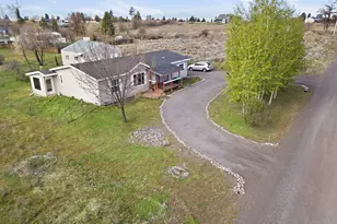 2586 Meadowview Dr, Chiloquin, OR 97624 - Photo 5