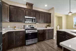 317 SE Pioneer Dr, Prineville, OR 97754 - Photo 11