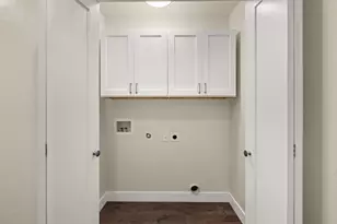 205 N Oregon St, Jacksonville, OR 97530 - Photo 33