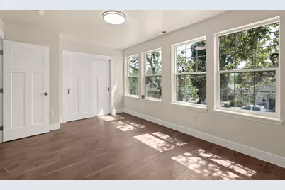 205 N Oregon Street, Jacksonville, OR 97530 - Photo 19