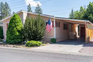 1001 SE 15th St, Bend, OR 97702 - Photo 3