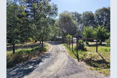 1135 E Fork Road, Williams, OR 97544 - Photo 19