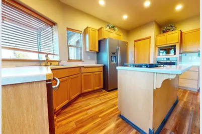 10300 SW Nicole Drive, Powell Butte, OR 97753 - Photo 23
