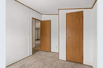 1570 S Peach Street #SPC 31, Medford, OR 97501 - Photo 15
