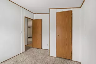 1570 S Peach St, Medford, OR 97501 - Photo 15