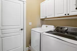 1339 SW Rimrock Way, Redmond, OR 97756 - Photo 11