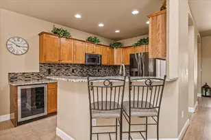 1339 SW Rimrock Way, Redmond, OR 97756 - Photo 5