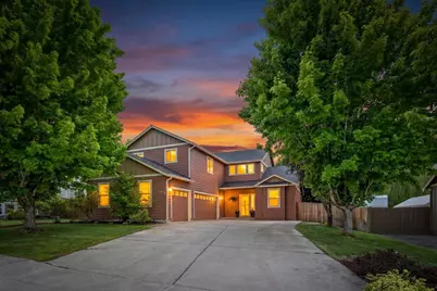 1339 SW Rimrock Way, Redmond, OR 97756 - Photo 1