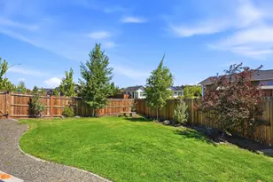 4722 SW Zenith Ave, Redmond, OR 97756 - Photo 31